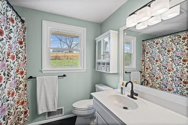 $355,000 | 4909 Nall Avenue, Roeland Park, KS 66205