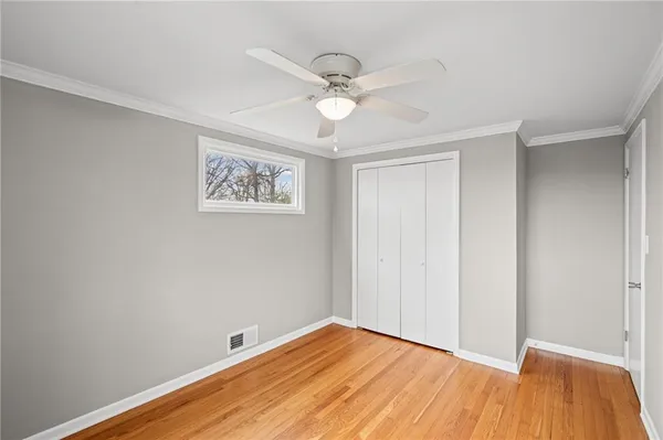 $355,000 | 4909 Nall Avenue, Roeland Park, KS 66205