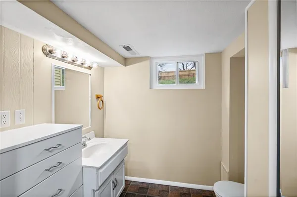 $355,000 | 4909 Nall Avenue, Roeland Park, KS 66205