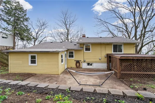 $355,000 | 4909 Nall Avenue, Roeland Park, KS 66205