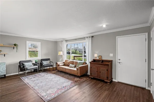 $355,000 | 4909 Nall Avenue, Roeland Park, KS 66205