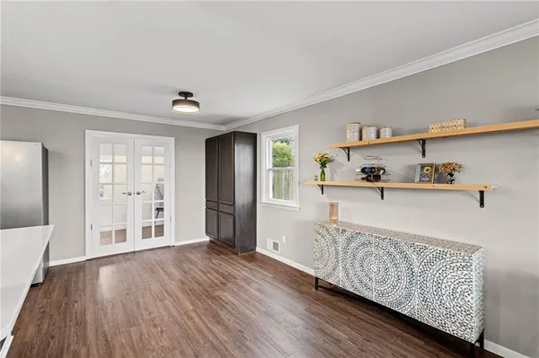 $355,000 | 4909 Nall Avenue, Roeland Park, KS 66205