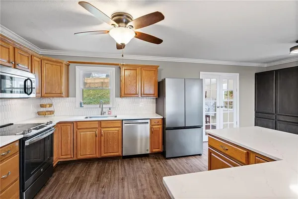 $355,000 | 4909 Nall Avenue, Roeland Park, KS 66205