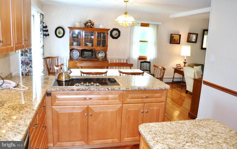 5986 Grove Hill Road Frederick, MD 21703 - Photo 4 of 30 Open design: Kitchen to Dining room