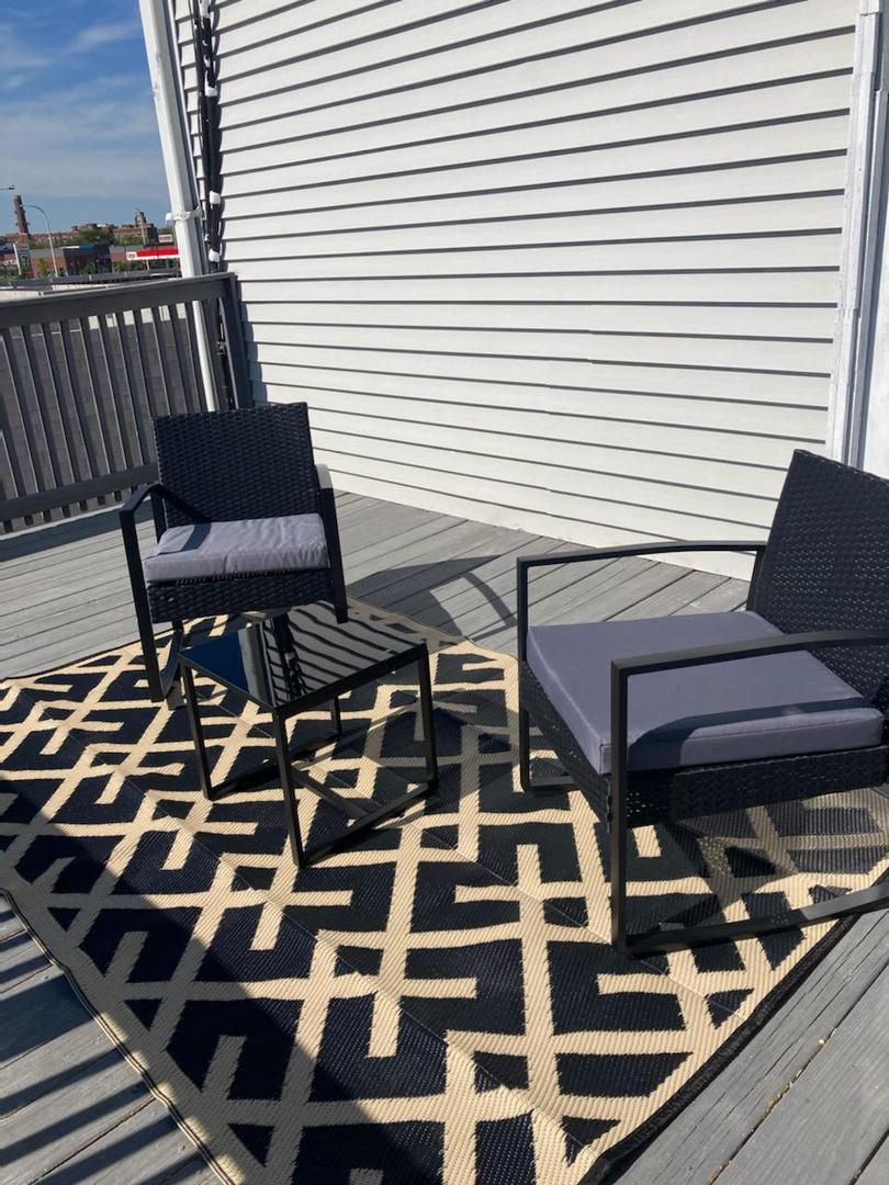 3128 North Clybourn Avenue, Unit 2R Chicago, IL 60618 - Photo 30 of 33 a black and white checkered floor with a white water view