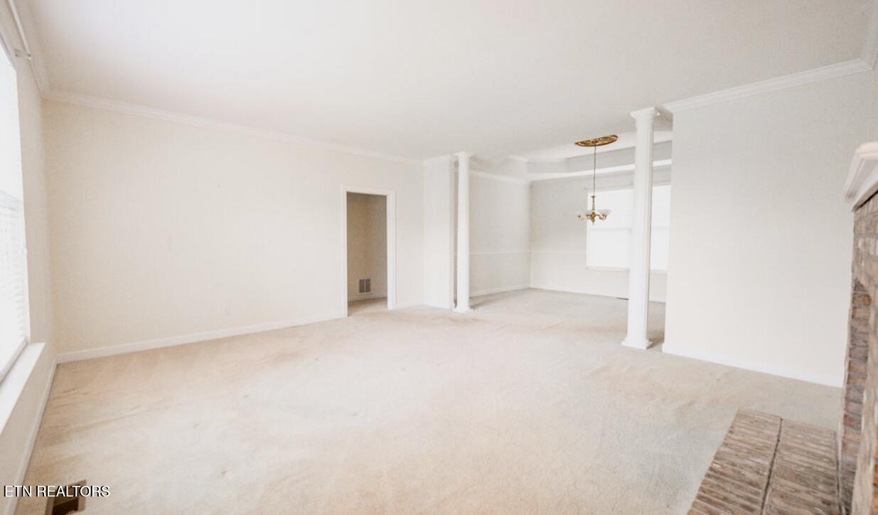 114 Tradewind Street Clinton, TN 37716 - Photo 3 of 25 living room