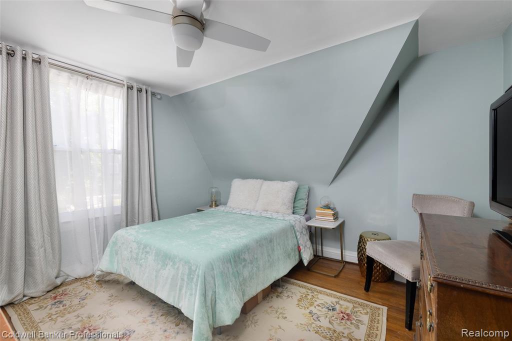 1377 Harvard Road Grosse Pointe Park, MI 48230 - Photo 36 of 72