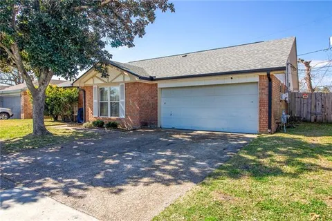 $179,000 | 1709 Cartier Drive, Laplace, LA 70068