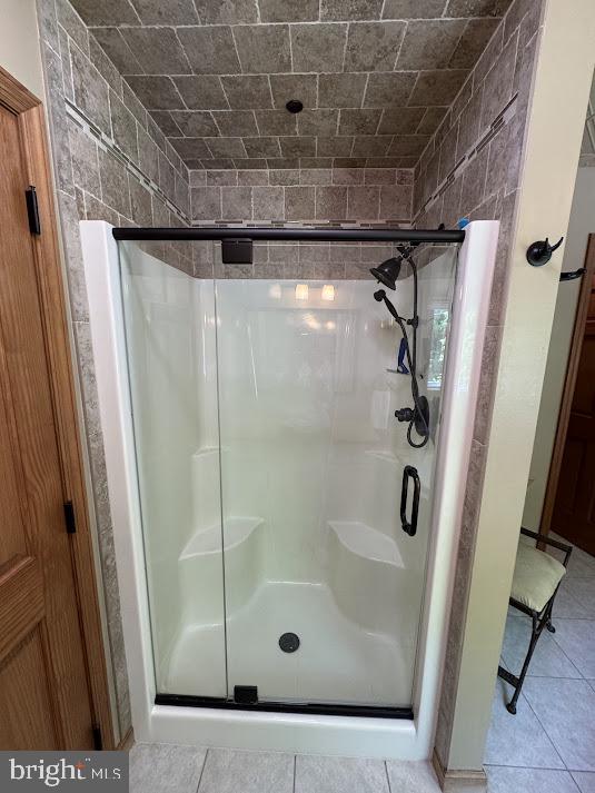 64 Algonquin Drive Hazleton, PA 18202 - Photo 34 of 64 a bathroom with a glass door shower and toilet