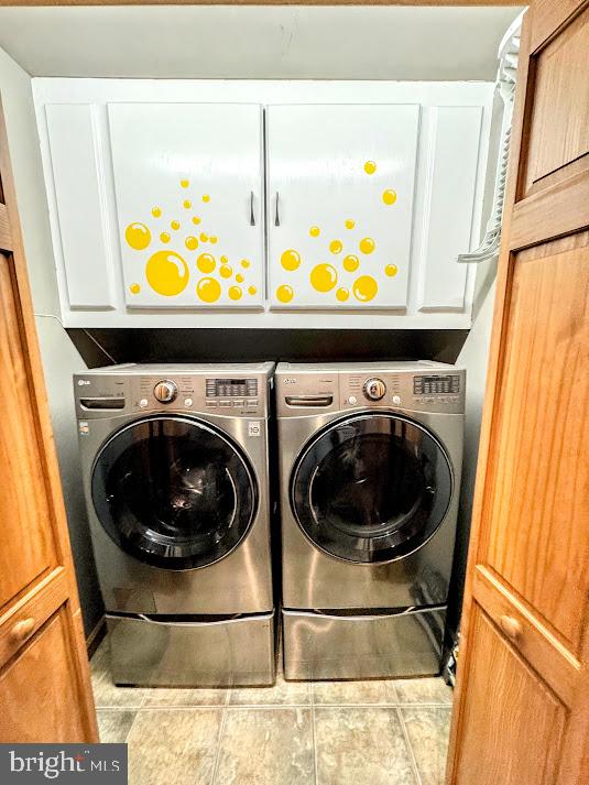 64 Algonquin Drive Hazleton, PA 18202 - Photo 37 of 64 a utility room with dryer and washer