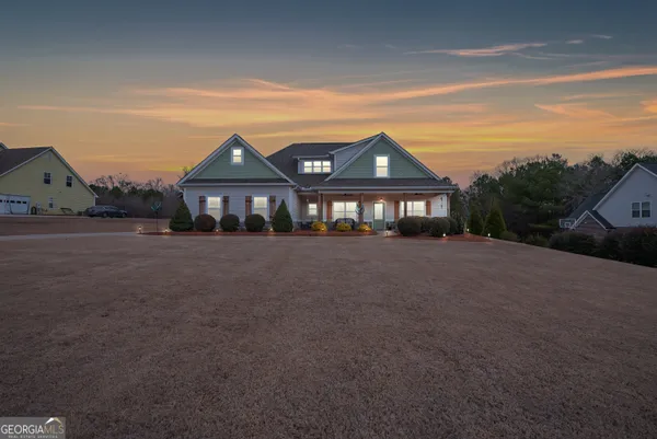 $465,000 | 933 Ashley Glen Drive, Williamson, GA 30292