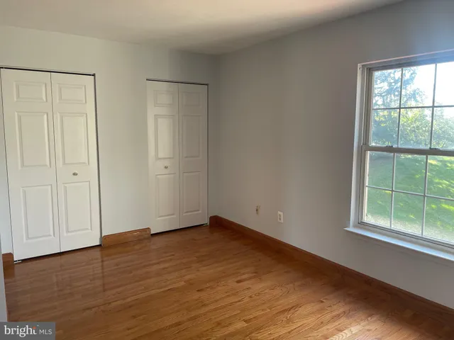 $2,900 | 3996 Royal Lytham Drive, Fairfax, VA 22033