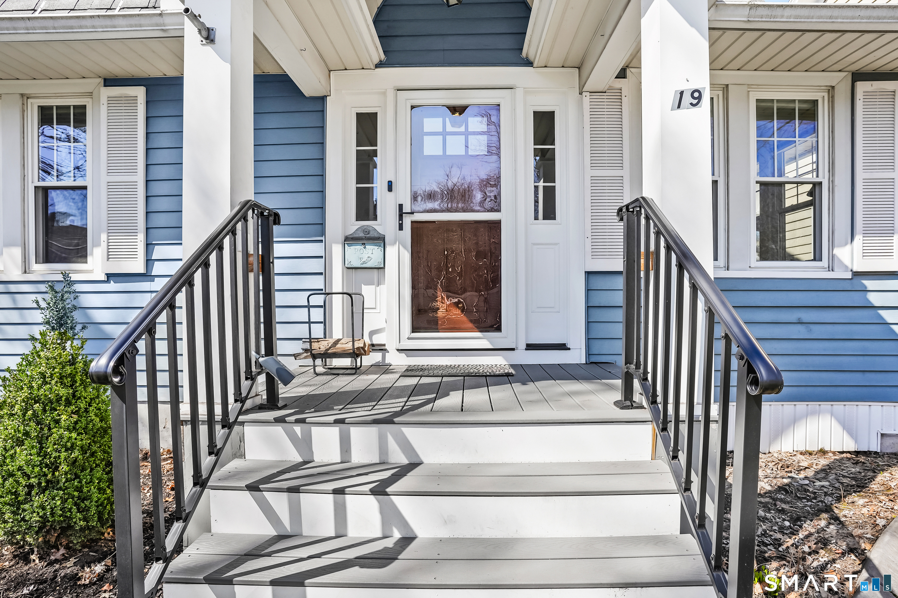 19 Westfield Road West Hartford, CT 06119 - Photo 2 of 40