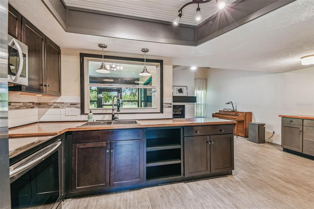 5319 Saddlebrook Way Wesley Chapel, FL 33543 - Photo 29 of 77