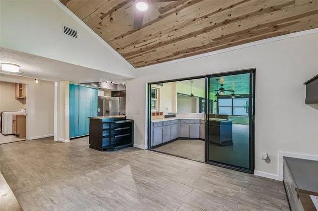 $579,000 | 5319 Saddlebrook Way, Wesley Chapel, FL 33543