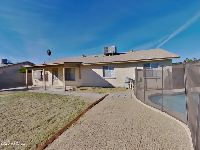 $1,909 | 6431 West Hatcher Road, Glendale, AZ 85302