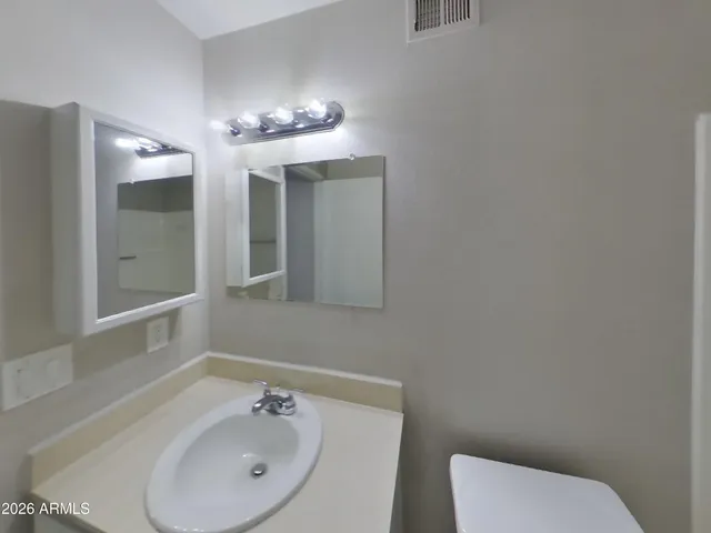 $1,909 | 6431 West Hatcher Road, Glendale, AZ 85302