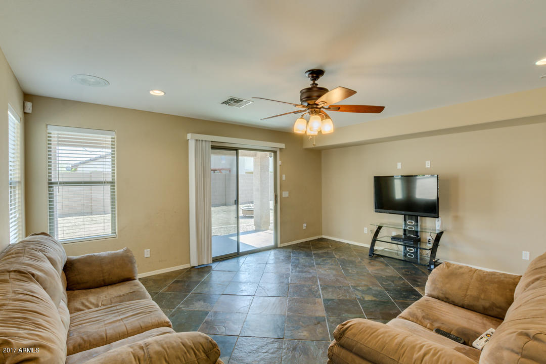 4335 West Darrel Road Laveen, AZ 85339 - Photo 5 of 31 05-Darrel