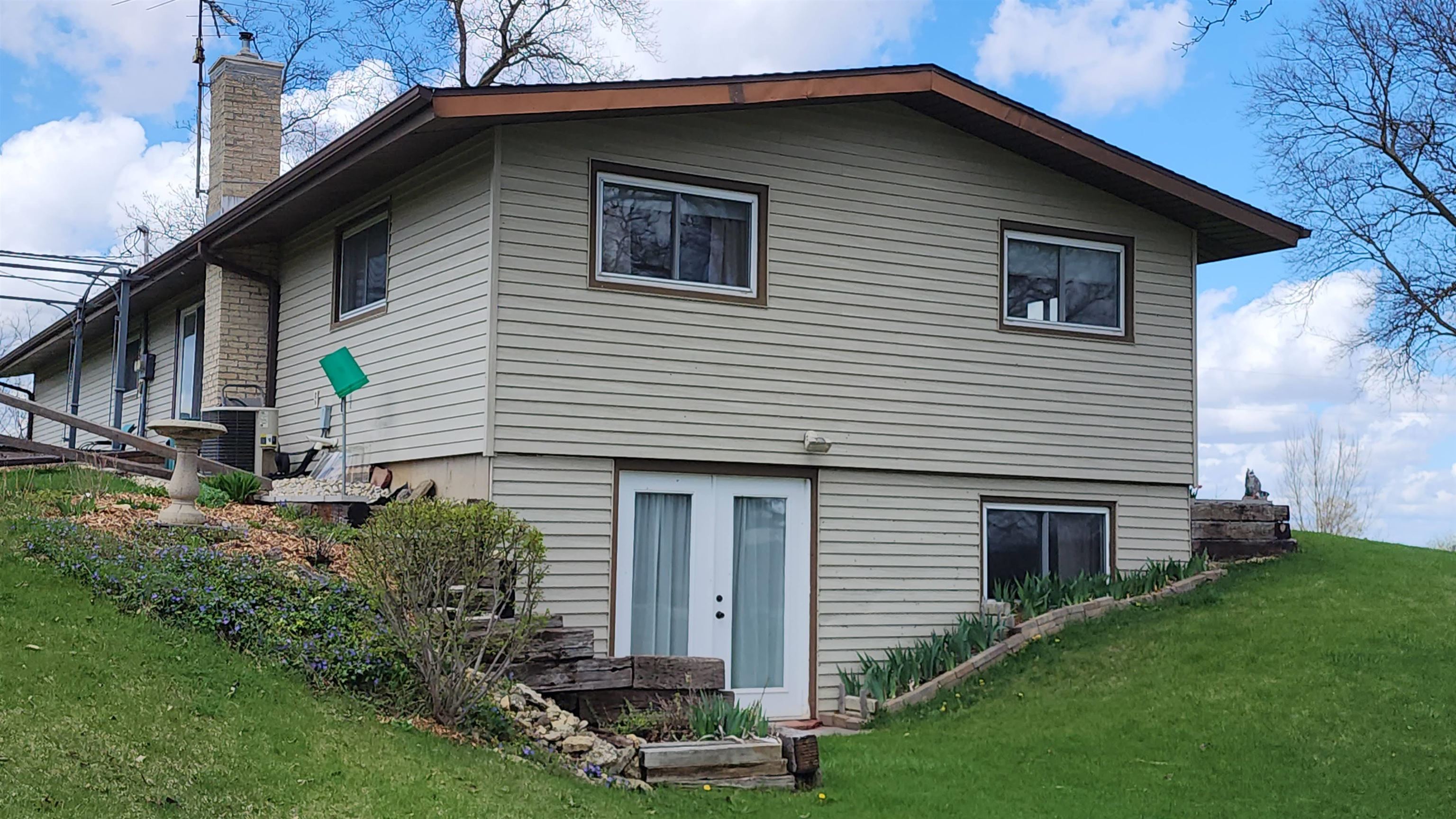 N339 Mt Hope Road Brodhead, WI 53520 - Photo 2 of 38