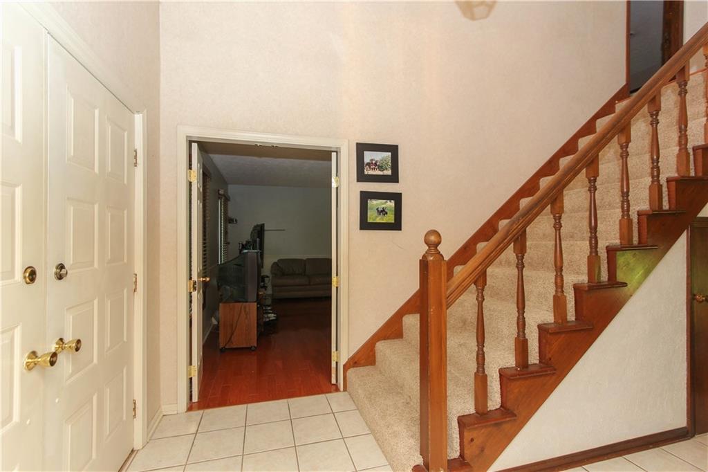 4084 Rocking Chair Road Greenwood, IN 46142 - Photo 4 of 20 Gallery Image 4