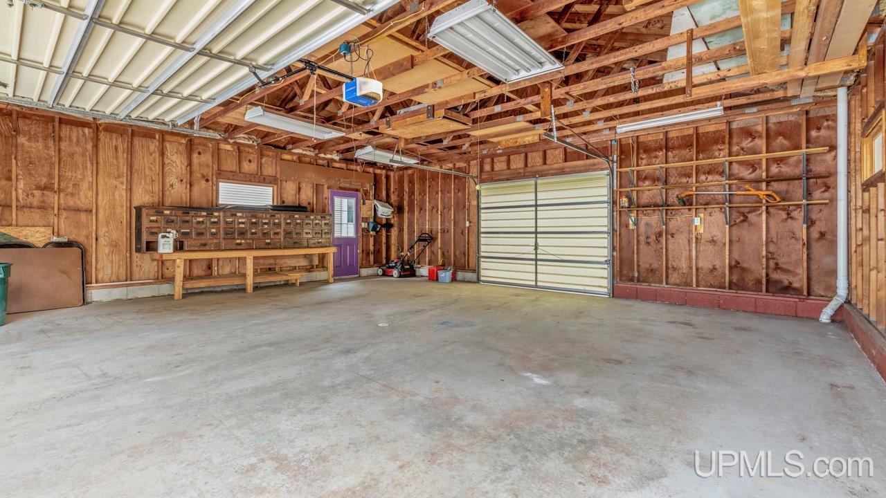 424 Maple Street Kingsford, MI 49802 - Photo 34 of 37