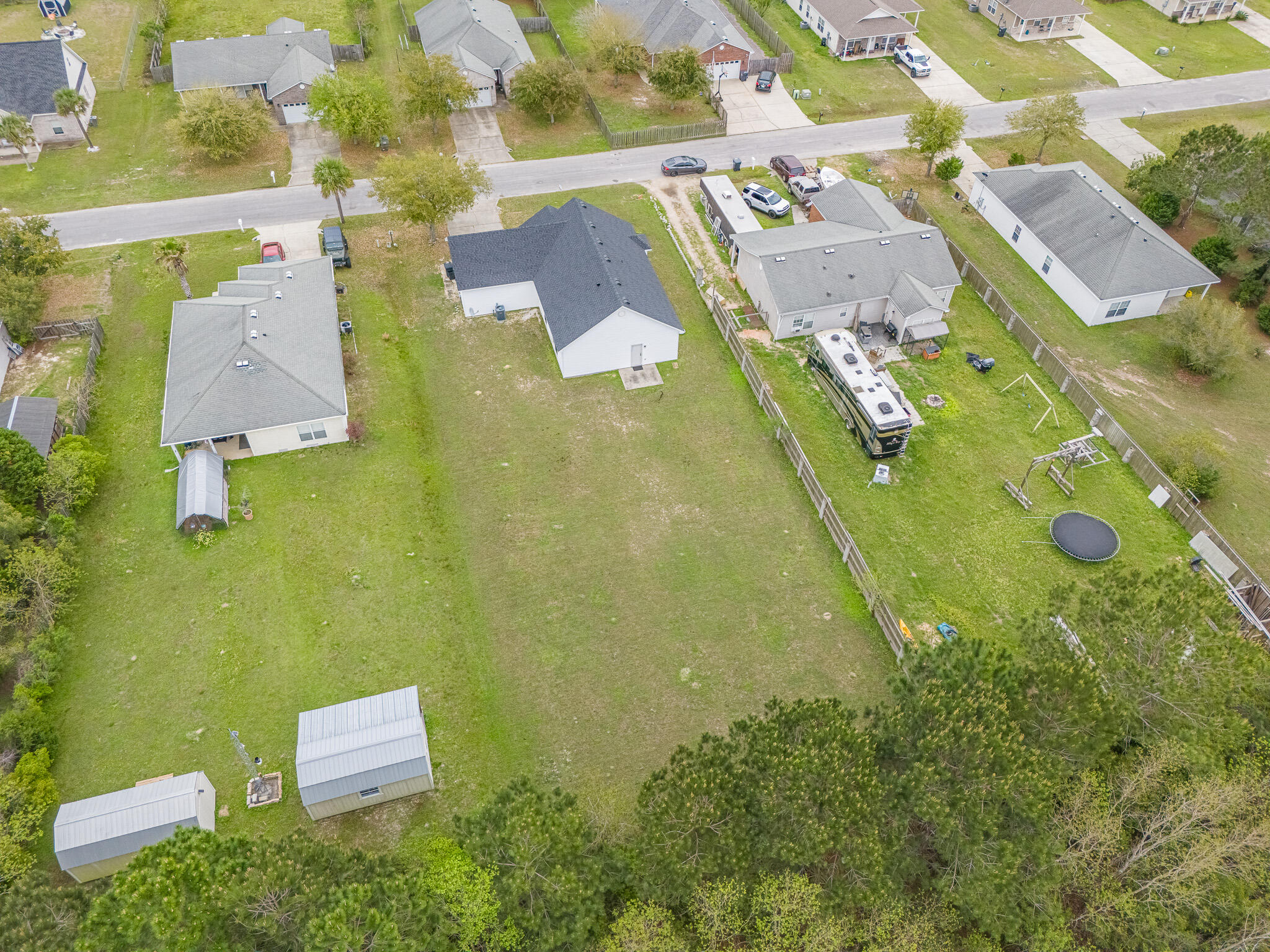 602 Tropical Way Freeport, FL 32439 - Photo 22 of 29 DJI_20260325105507_0380_D