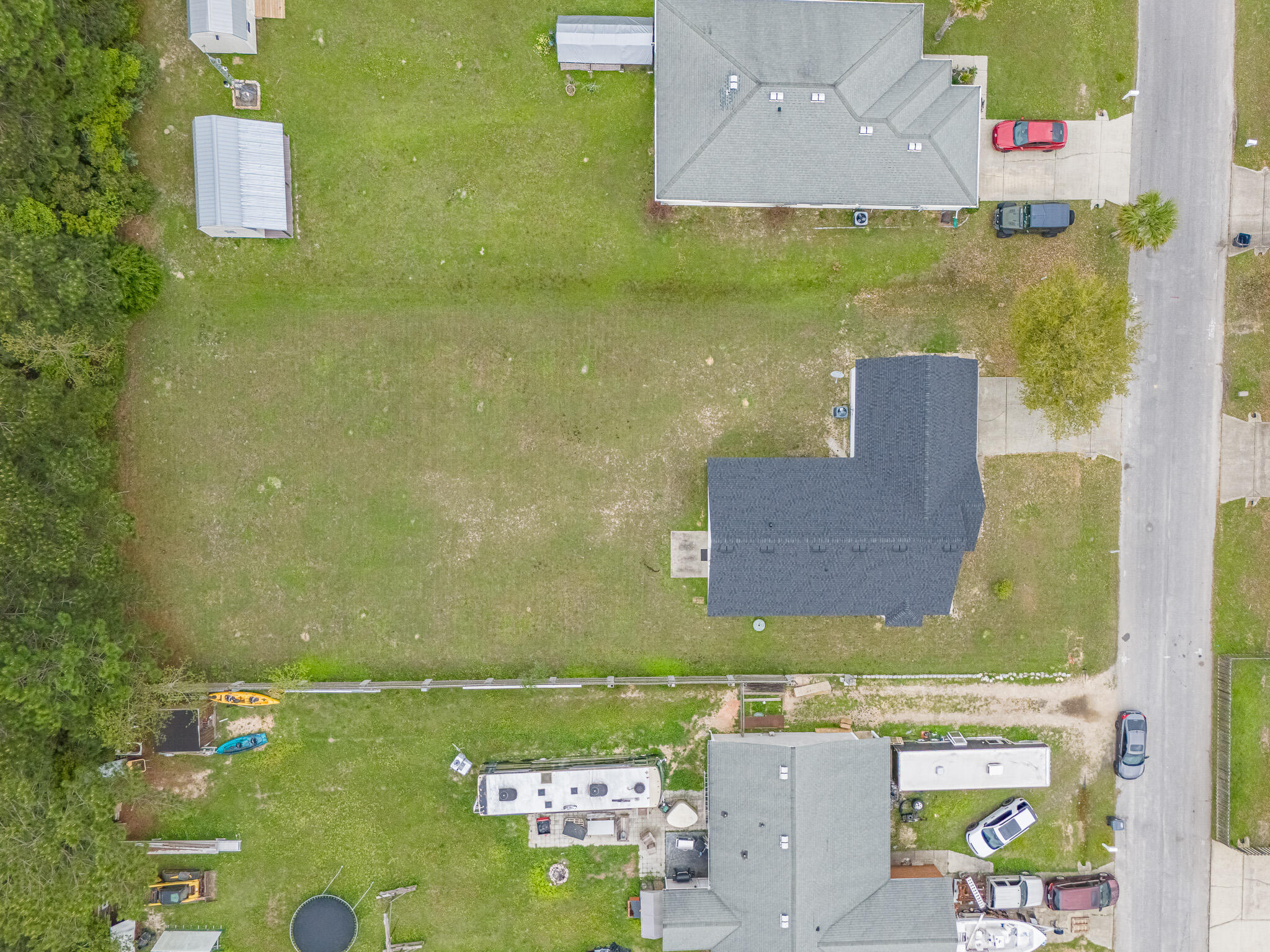 602 Tropical Way Freeport, FL 32439 - Photo 25 of 29 DJI_20260325105558_0383_D
