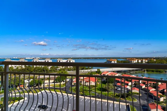 $1,670 | 4900 Brittany Drive South, Unit 1409, St. Petersburg, FL 33715