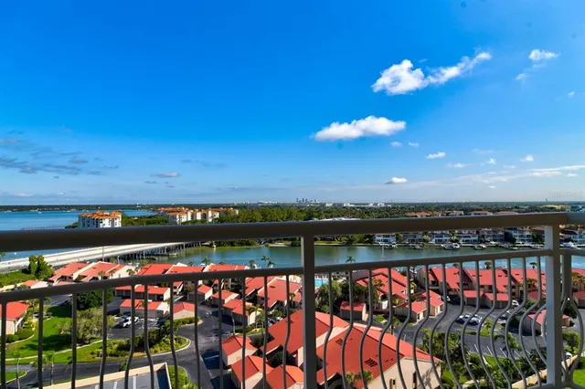 $1,670 | 4900 Brittany Drive South, Unit 1409, St. Petersburg, FL 33715