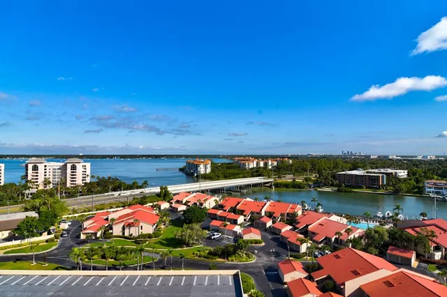 $1,670 | 4900 Brittany Drive South, Unit 1409, St. Petersburg, FL 33715