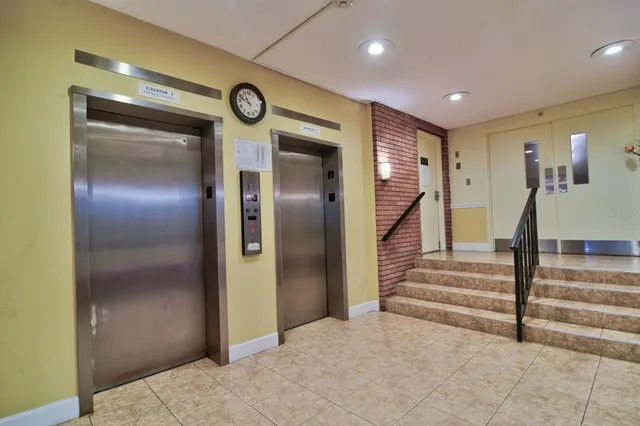 $1,670 | 4900 Brittany Drive South, Unit 1409, St. Petersburg, FL 33715