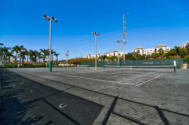 $1,670 | 4900 Brittany Drive South, Unit 1409, St. Petersburg, FL 33715