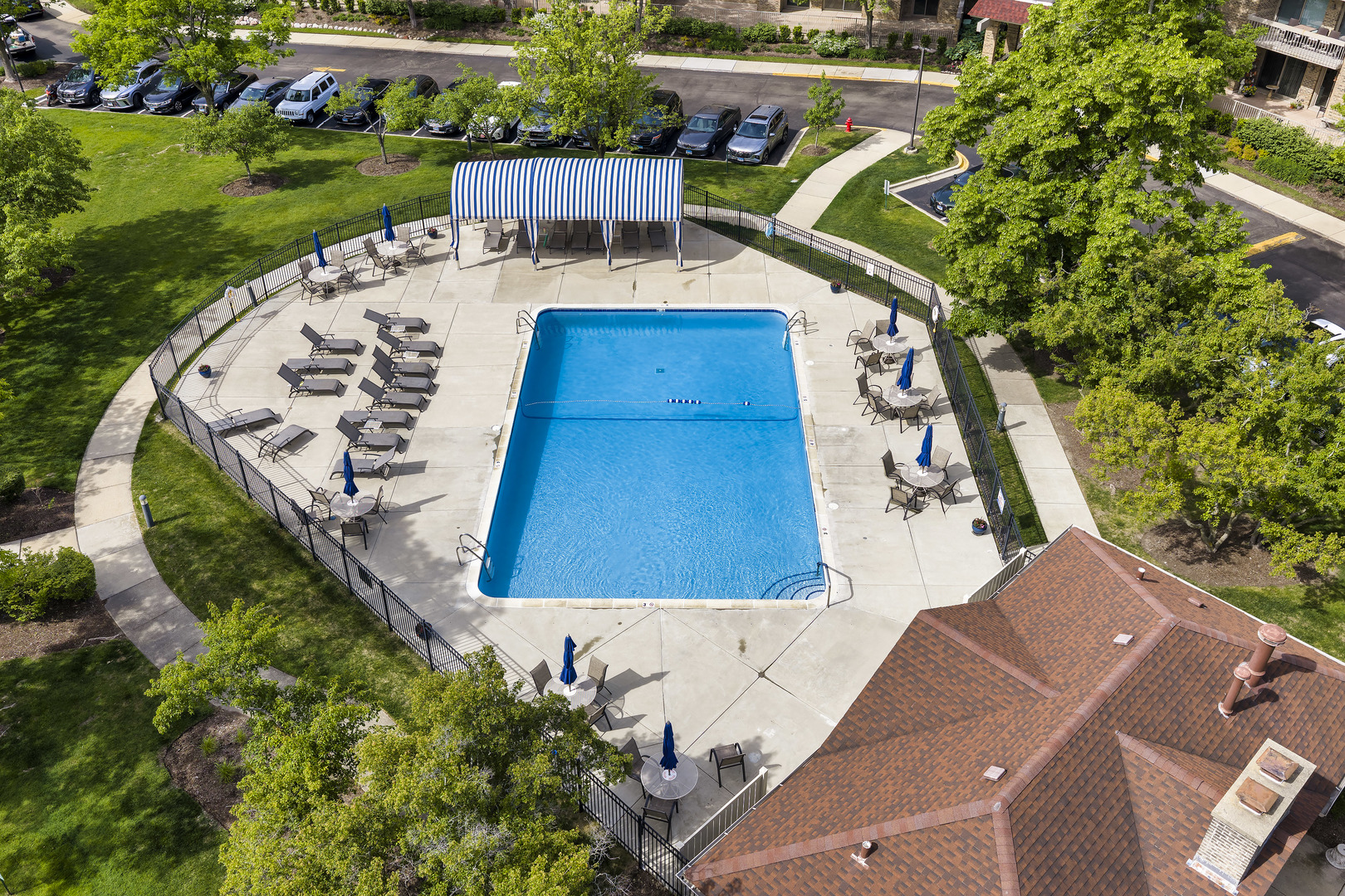 1280 Rudolph Drive, Unit 5H Northbrook, IL 60062 - Photo 2 of 19