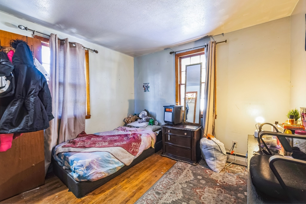 84 Navajo Road Springfield, MA 01109 - Photo 8 of 11