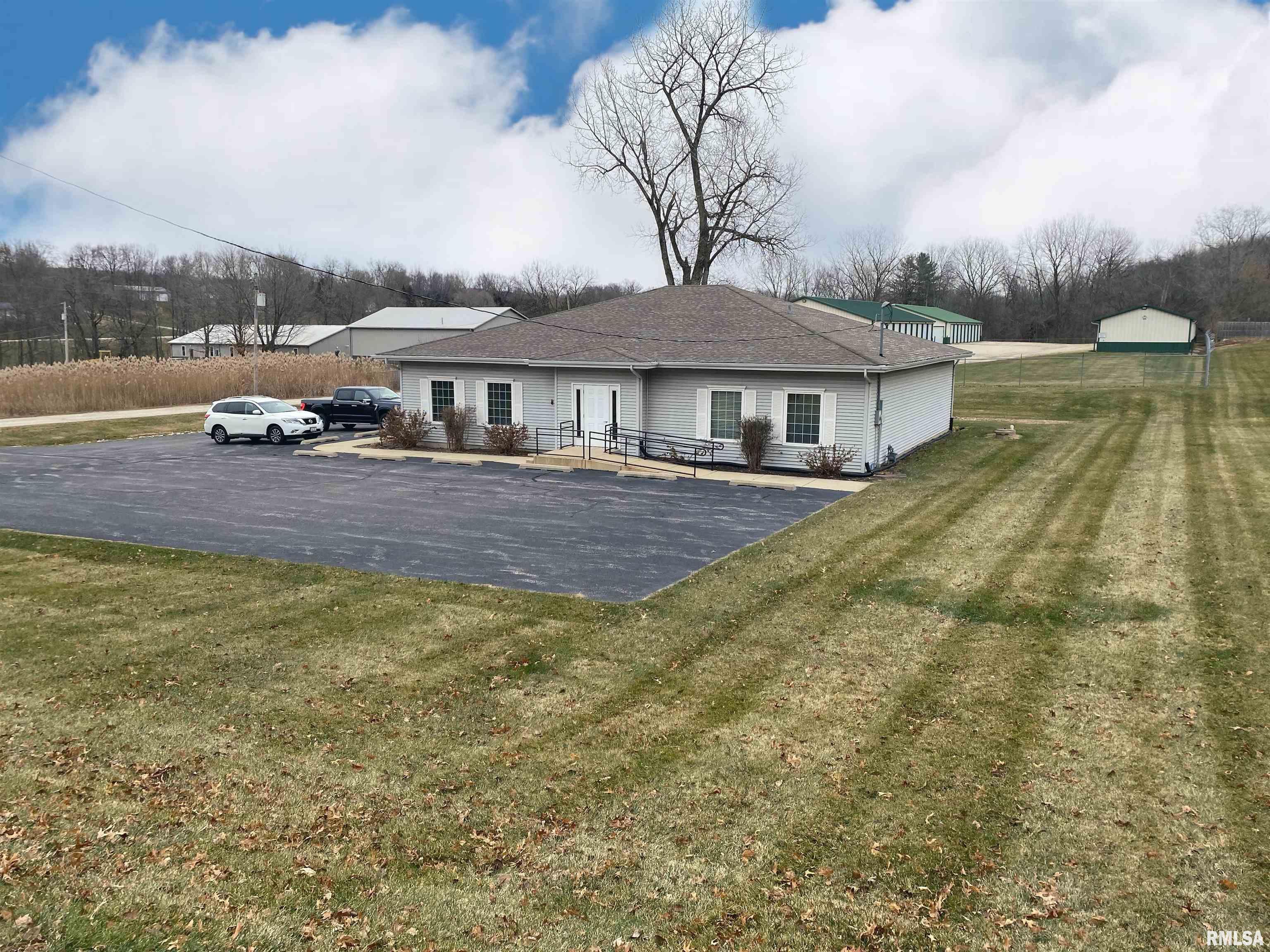 1010 Rosehill Road Port Byron, IL 61275 - Photo 3 of 13 Gallery Image 3