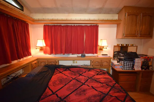 $85,000 | 6 Annaloro Boulevard, Danville, NH 03819