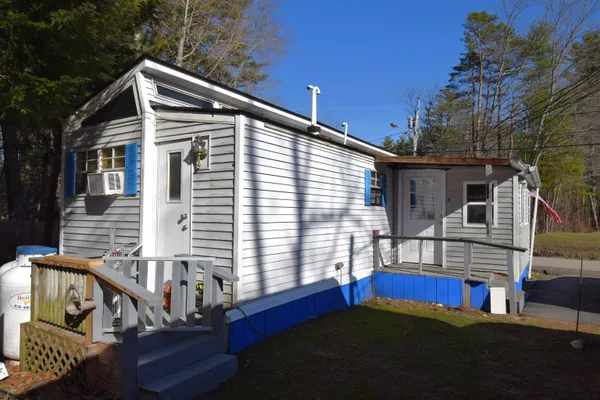 $85,000 | 6 Annaloro Boulevard, Danville, NH 03819