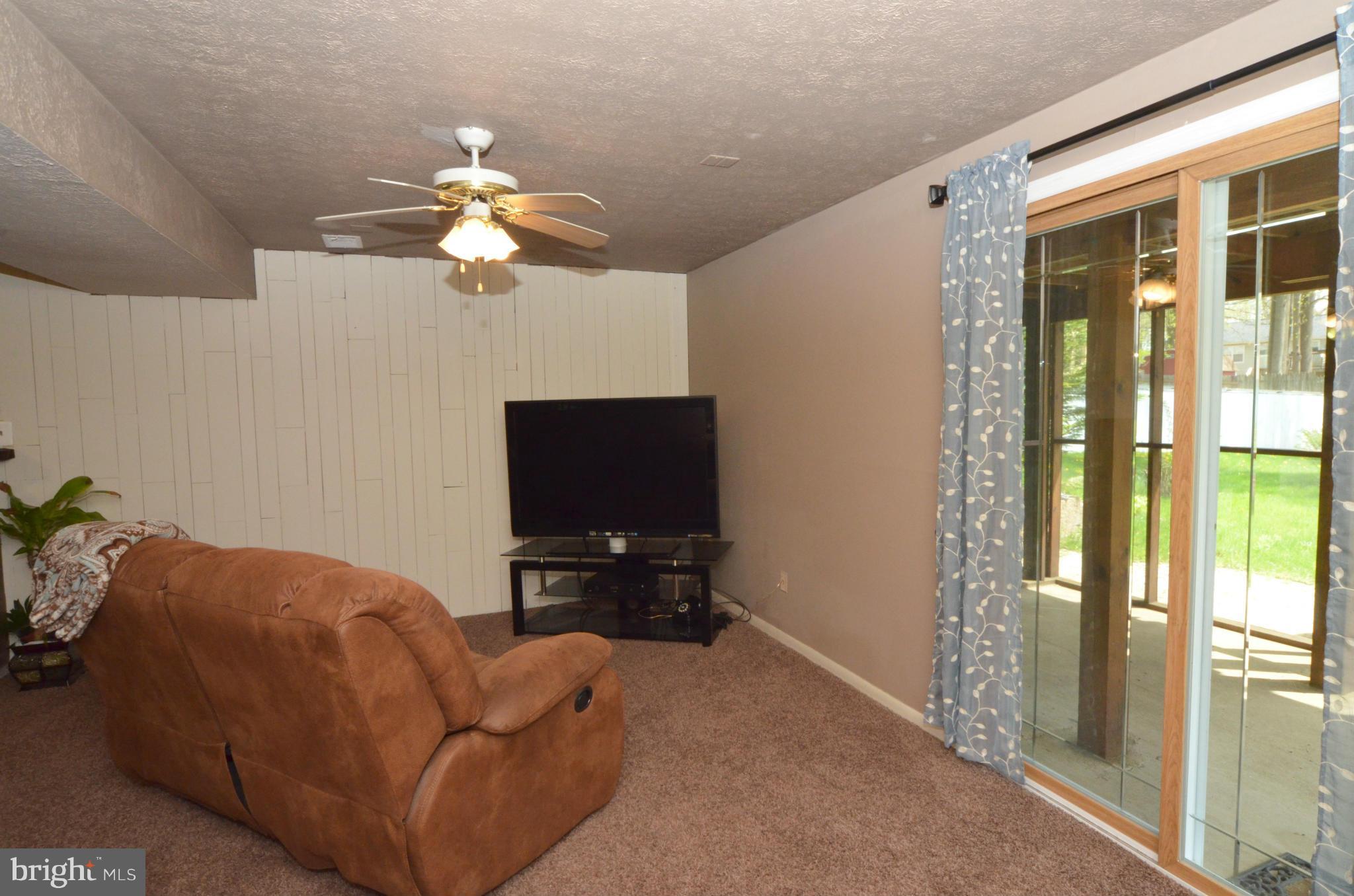 9331 Tulsemere Road Randallstown, MD 21133 - Photo 20 of 30 Family Room