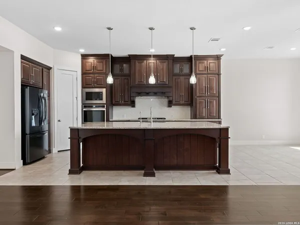 $4,000 | 4008 Canaleta, San Antonio, TX 78261