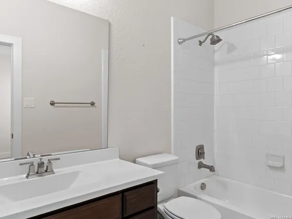 $4,000 | 4008 Canaleta, San Antonio, TX 78261