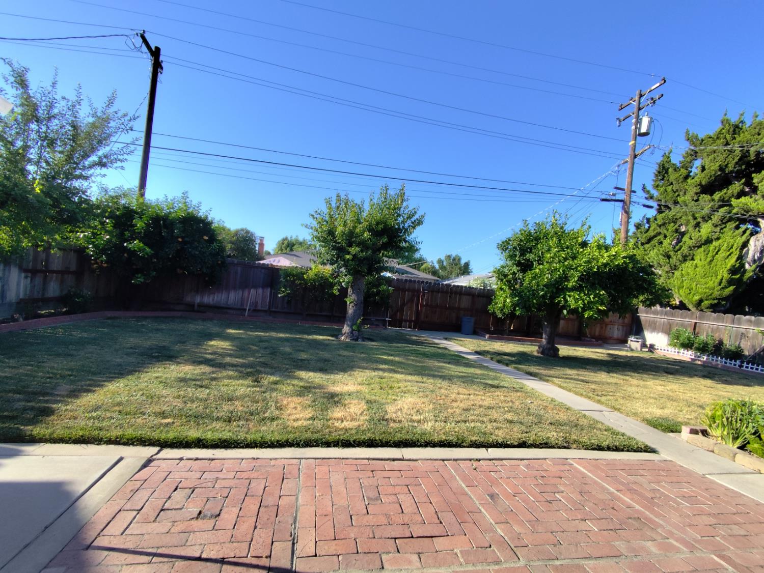 505 Broderick Avenue Modesto, CA 95350 - Photo 7 of 72