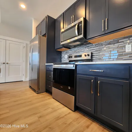 $377,556 | 102 Bridge View Drive South, Grandy, NC 27939