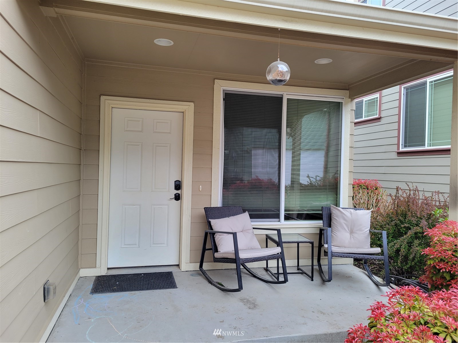 2094 Roxy Loop Ferndale, WA 98248 - Photo 10 of 23 Gallery Image 10