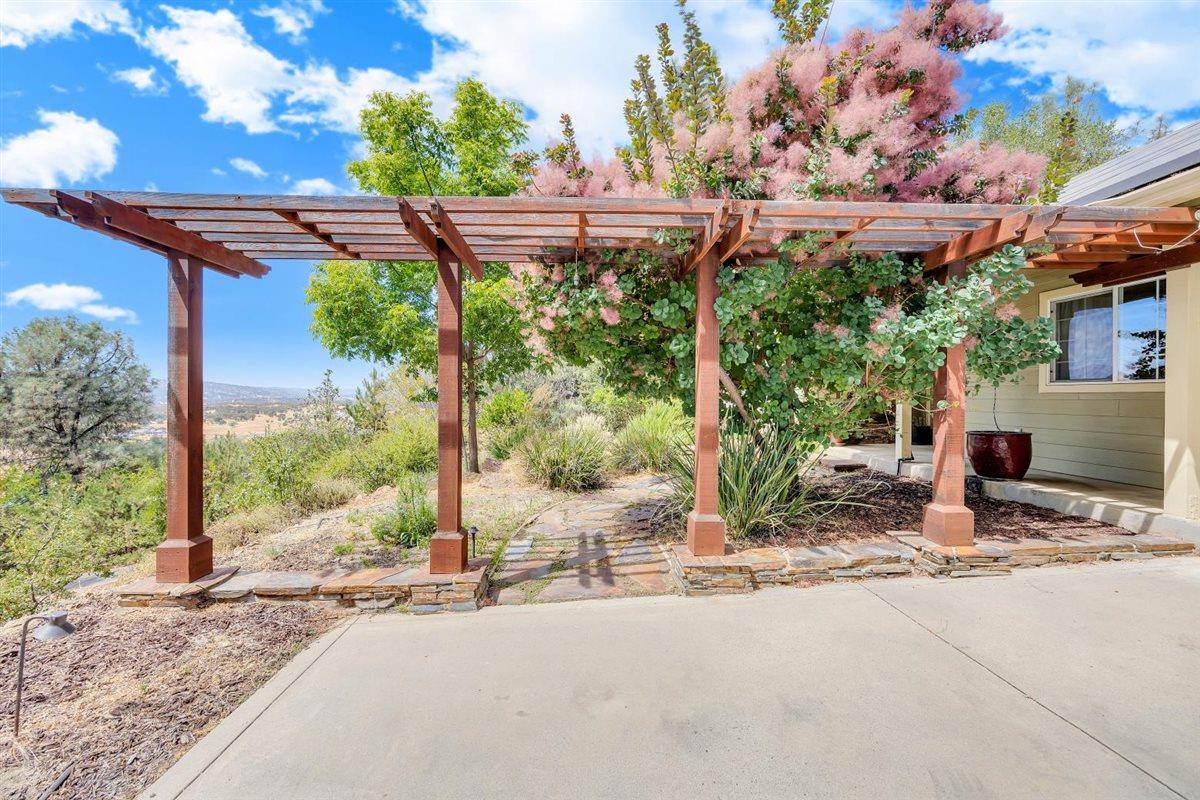 2441 Quail Hill Road Copperopolis, CA 95228 - Photo 10 of 91 Garden path to the front door. Add some market lighting for a magical ambiance.