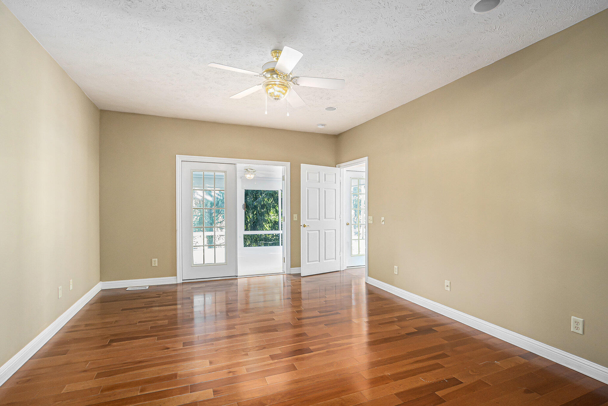 2669 Hunters Bluff Kalamazoo, MI 49048 - Photo 11 of 28 011_2669hunters_4_45