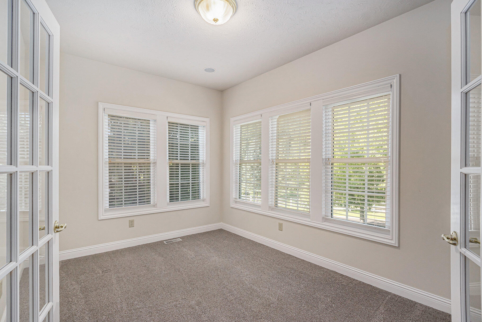 2669 Hunters Bluff Kalamazoo, MI 49048 - Photo 9 of 28 009_2669hunters_1_451