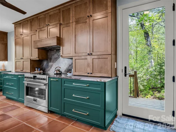 $1,250,000 | 249 Boulder Run Drive, Lake Lure, NC 28746
