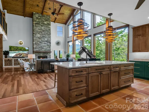 $1,250,000 | 249 Boulder Run Drive, Lake Lure, NC 28746