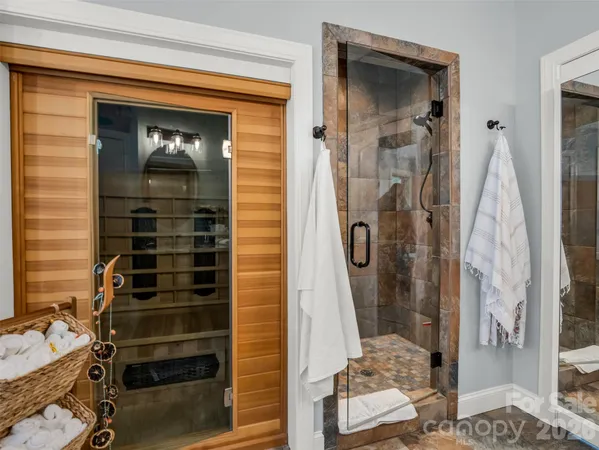 $1,250,000 | 249 Boulder Run Drive, Lake Lure, NC 28746