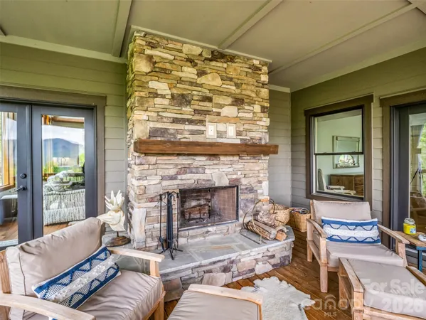 $1,250,000 | 249 Boulder Run Drive, Lake Lure, NC 28746